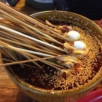 酱更好吃" 在 乐山钵钵鸡 "凤尾,鸡心最喜欢" 在 邛崃奶汤面钵钵鸡 "