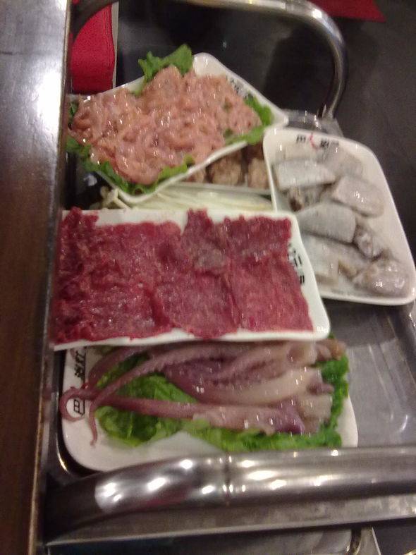 美食 正文 经常一起出去吃火锅的小伙伴 一般都是点 twin-side hot