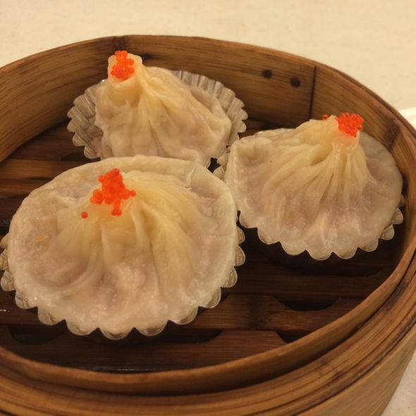 蟹粉灌汤包