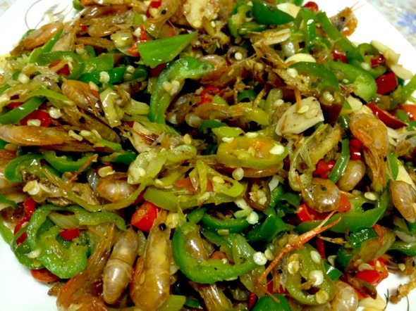 辣椒炒虾子